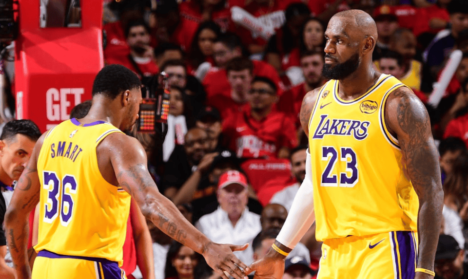 G3裁判报告：漏吹斯马特进线+詹姆斯出界 火箭本该不打加时赢球？